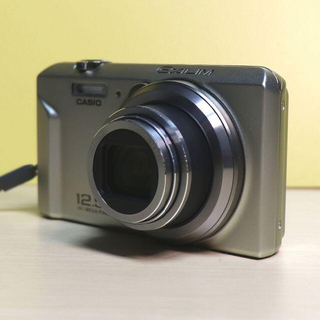 カシオ(CASIO)のカシオ　EX-ZS150 ゴールド(コンパクトデジタルカメラ)