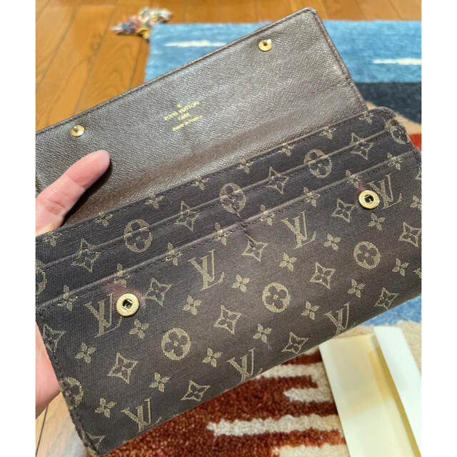 LOUIS VUITTON(ルイヴィトン)のルイ•ヴィトン　モノグラムミニ　ポルトフォイユ•サラ　二つ折り長財布 レディースのファッション小物(財布)の商品写真