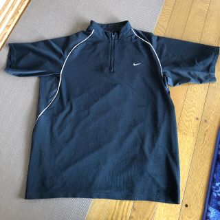 ナイキ(NIKE)のトップス(ポロシャツ)