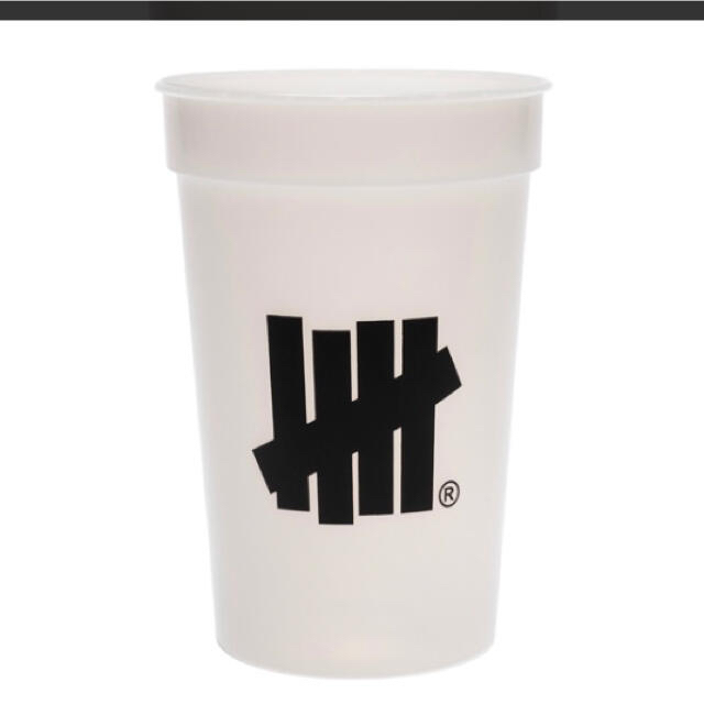 UNDEFEATED(アンディフィーテッド)のUNDEFEATED MOOD STADIUM CUP 4色 インテリア/住まい/日用品のキッチン/食器(グラス/カップ)の商品写真