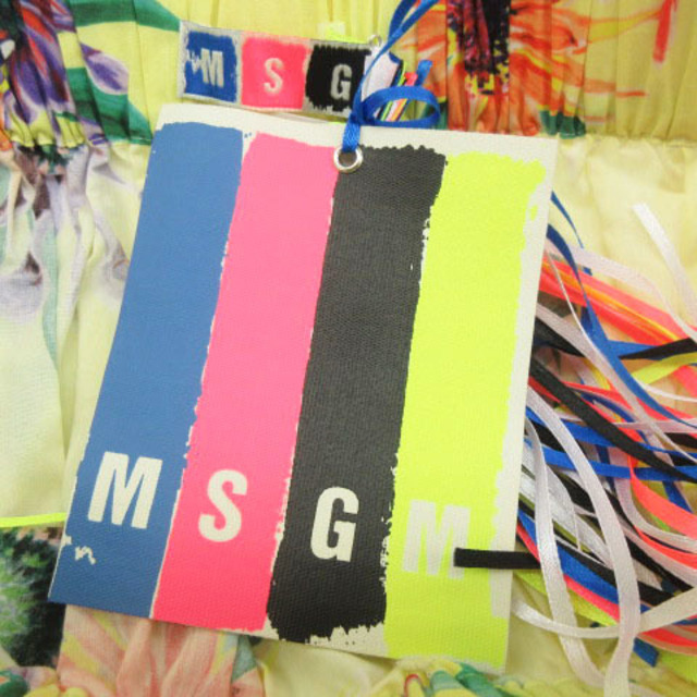 MSGM(エムエスジイエム)のエムエスジーエム MSGM パンツ キュロット スカート 花柄 40 黄 イエロ レディースのパンツ(キュロット)の商品写真