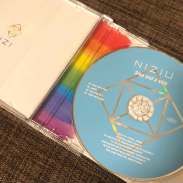 Step and a step 通常盤 CD NiziU  エンタメ/ホビーのCD(K-POP/アジア)の商品写真