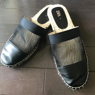 ザラ(ZARA)のZARA メッシュサンダル　新品　39(サンダル)