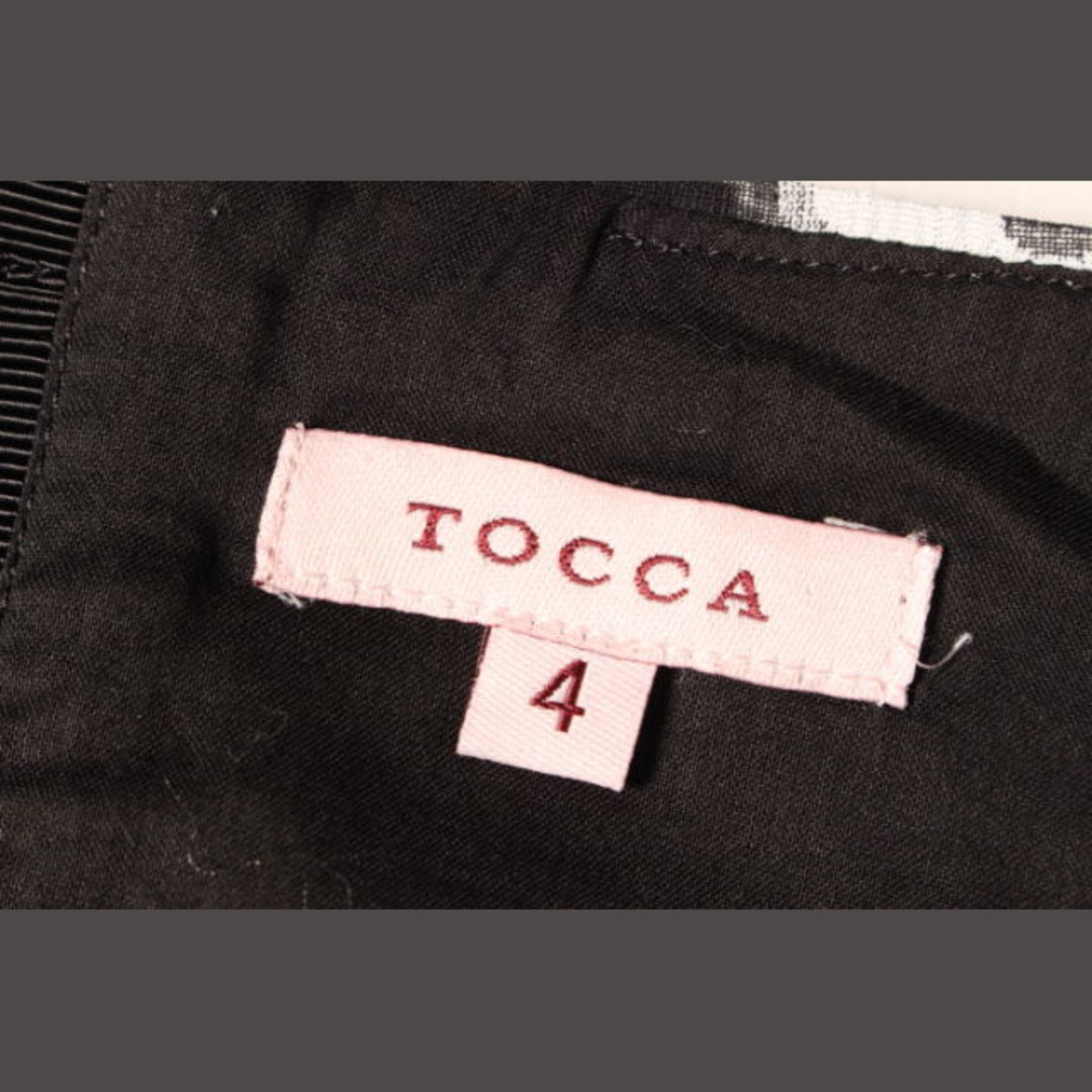 TOCCA(トッカ)のトッカ TOCCA ブラウス 半袖 プルオーバー フラワーモチーフ TWINLE レディースのトップス(シャツ/ブラウス(半袖/袖なし))の商品写真