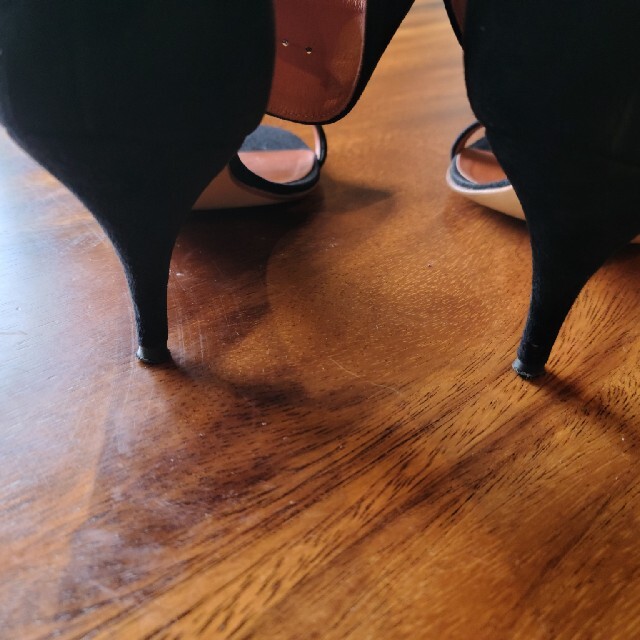 DEUXIEME CLASSE(ドゥーズィエムクラス)のMICHEL VIVIEN アンクルストラップ サンダル レディースの靴/シューズ(サンダル)の商品写真