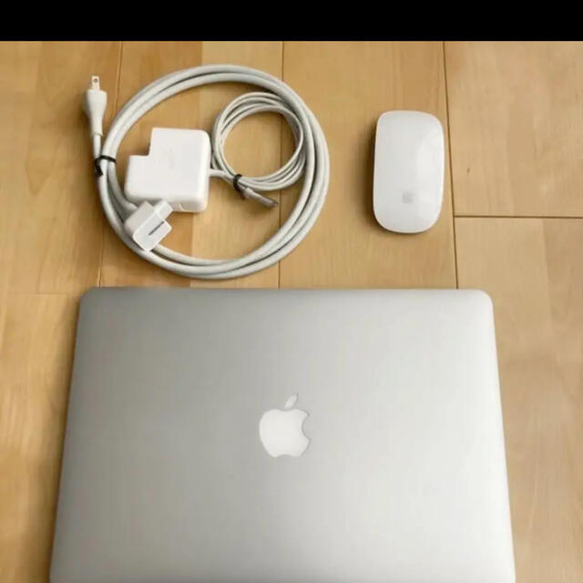 APPLE MacBook Air MACBOOK AIR MD760J/B-