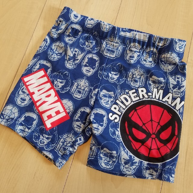 MARVEL(マーベル)の水着　海水パンツ　男の子  120㎝ キッズ/ベビー/マタニティのキッズ服男の子用(90cm~)(水着)の商品写真