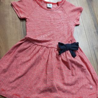 プチバトー(PETIT BATEAU)のプチバトーリボンボーダーワンピース夏服半袖キッズ美品女の子(ワンピース)