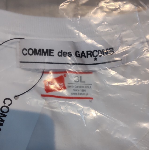 COMME des GARCONS(コムデギャルソン)の[かか様専用]コムデギャルソン　ゲリラストア　期間限定Tシャツ メンズのトップス(Tシャツ/カットソー(半袖/袖なし))の商品写真