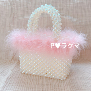 ベリーブレイン(Verybrain)の𓏬 import fake perl and feather bag(ハンドバッグ)