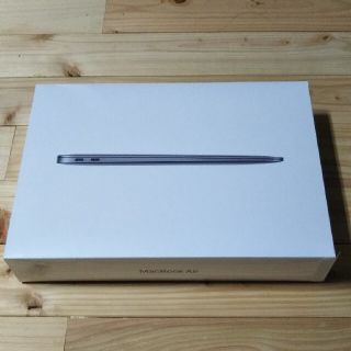 マック(Mac (Apple))の【新品未開封】MacBook Air スペースグレー  M1 8GB(ノートPC)