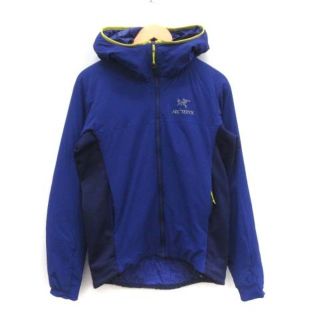 アークテリクス(ARC'TERYX)のアークテリクス アトム LT フーディー マウンテンパーカー ジャケット S 青(マウンテンパーカー)