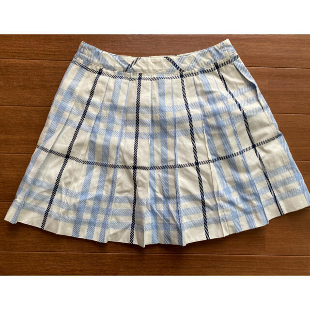 BURBERRY(バーバリー)のバーバリーロンドン　ひだ　チェック　スカート 150 キッズ/ベビー/マタニティのキッズ服女の子用(90cm~)(スカート)の商品写真