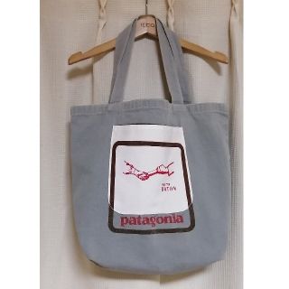 パタゴニア(patagonia)のpatagonia×PASS THE BATON Remake Bag Gray(トートバッグ)