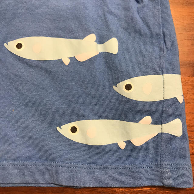 MUJI (無印良品)(ムジルシリョウヒン)の無印良品♡ブルーのお魚さんTシャツ／100㎝ キッズ/ベビー/マタニティのキッズ服男の子用(90cm~)(Tシャツ/カットソー)の商品写真