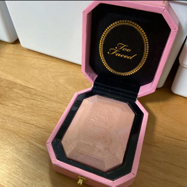 Too Faced(トゥフェイス)のトゥーフェイスド　フェイスカラー コスメ/美容のベースメイク/化粧品(フェイスカラー)の商品写真