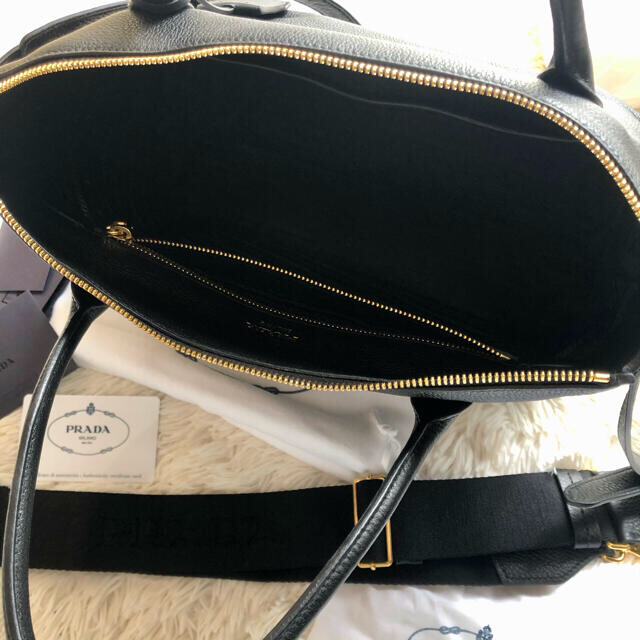 PRADA(プラダ)の新品 PRADA プラダ レザー ハンドバッグ ブラック 2way ショルダー メンズのバッグ(トートバッグ)の商品写真