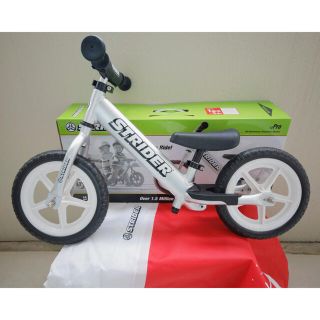 極上美品！ストライダープロ シルバー STRIDER PRO SILVER(自転車)