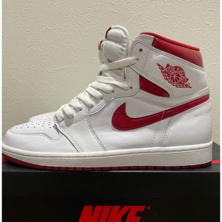 ナイキ(NIKE)の美品 NIKE AIR JORDAN 1 RETRO HI  メタリック　レッド(スニーカー)