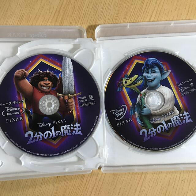 Disney(ディズニー)の2分の1の魔法　DVD 、ボーナスディスクBlu-ray、純正ケース付き エンタメ/ホビーのDVD/ブルーレイ(アニメ)の商品写真