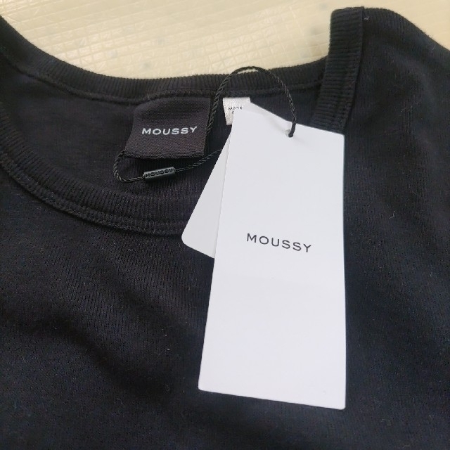 moussy(マウジー)のⅠ マウジー  未使用タグ付き カットソー レディースのトップス(カットソー(半袖/袖なし))の商品写真