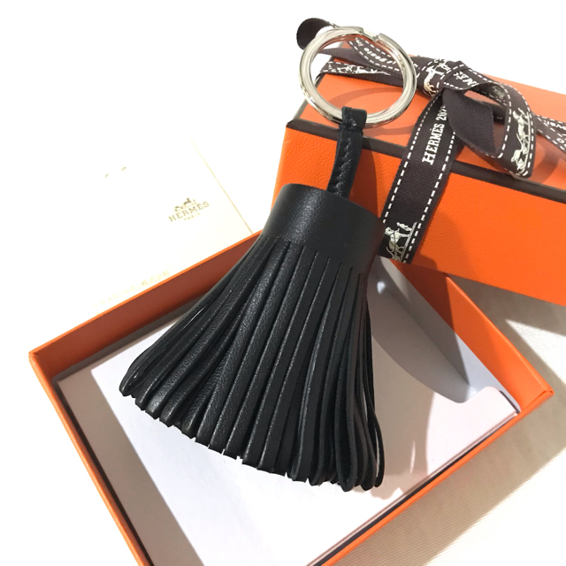 一流の品質 HERMES 新品 - Hermes カルメン NOIR BLACK ブラック 黒