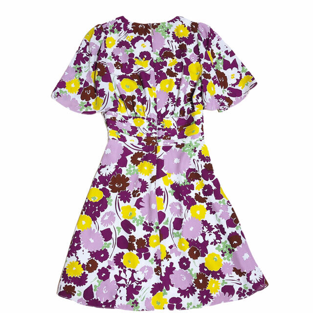 kate spade new york(ケイトスペードニューヨーク)の美品♡ ケイトスペード 総柄 花柄 swing flora dress レディースのワンピース(ひざ丈ワンピース)の商品写真