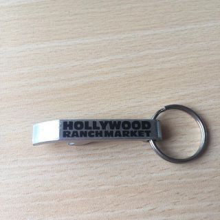 ハリウッドランチマーケット(HOLLYWOOD RANCH MARKET)の送料込み！ハリラン 栓抜きキーホルダー(キーホルダー)