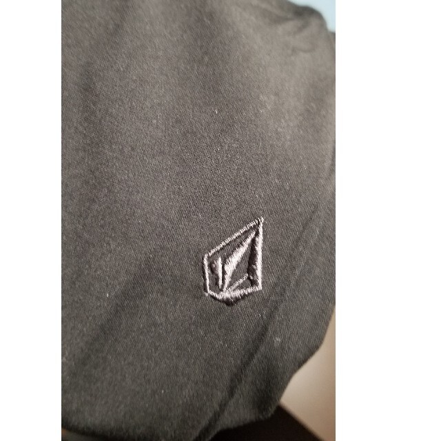 volcom(ボルコム)のVOLCOM　ブラックスーツ　新品　未使用　タグ付き メンズのスーツ(セットアップ)の商品写真