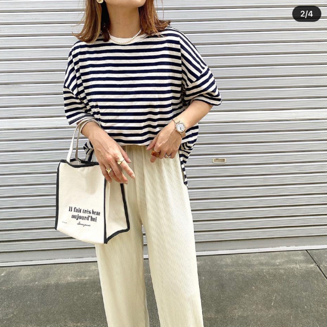 ZARA(ザラ)のZARA アシンメトリーオーバーサイズTシャツ レディースのトップス(Tシャツ(半袖/袖なし))の商品写真