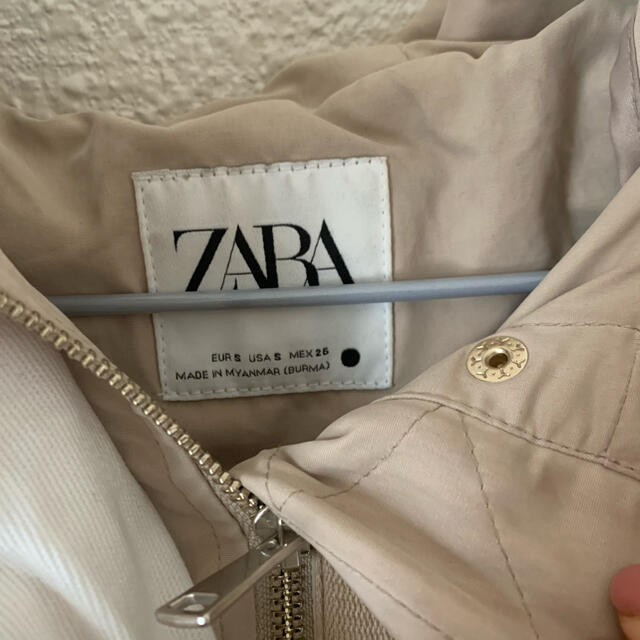 ZARA(ザラ)のzaraインフルエンサー着用マウンテンパーカー　ジャケット レディースのジャケット/アウター(ブルゾン)の商品写真