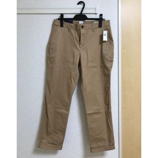 ギャップ(GAP)のGAP  ガールフレンド　カーキ　ストレッチツイル(カジュアルパンツ)