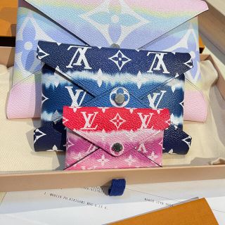 ルイヴィトン(LOUIS VUITTON)の完売品！ルイヴィトン　エスカル　ポシェットキリガミ　新品未使用品！(財布)