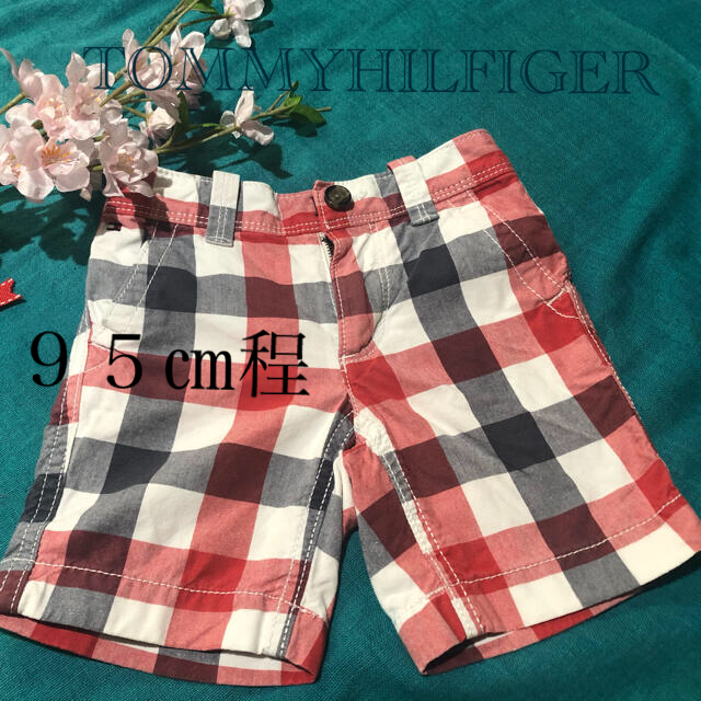 TOMMY HILFIGER(トミーヒルフィガー)のトミーヒルフィガー　短パン　キッズ　９５㎝あたり キッズ/ベビー/マタニティのキッズ服男の子用(90cm~)(パンツ/スパッツ)の商品写真