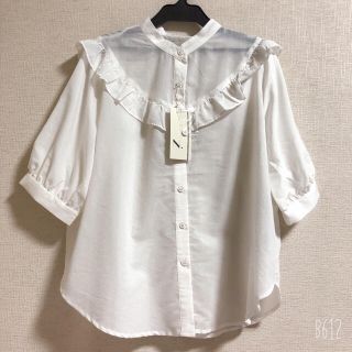 エヌナチュラルビューティーベーシック(N.Natural beauty basic)のスタンドネックフリルブラウス(シャツ/ブラウス(半袖/袖なし))