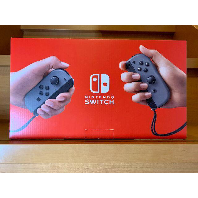 ★【新品】ニンテンドースイッチ グレー 新型 保護フィルム付 エンタメ/ホビーのゲームソフト/ゲーム機本体(家庭用ゲーム機本体)の商品写真