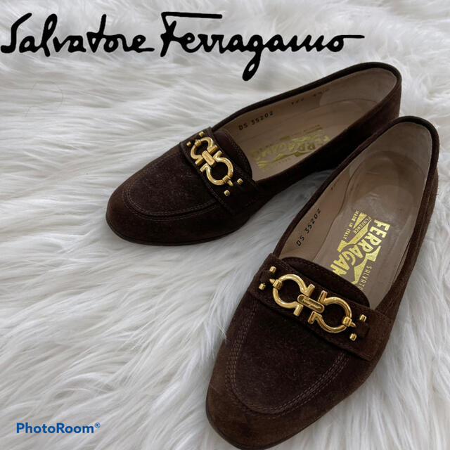 Salvatore Ferragamo(サルヴァトーレフェラガモ)のsalvatore ferragamo フェラガモ　ローファー レディースの靴/シューズ(ローファー/革靴)の商品写真