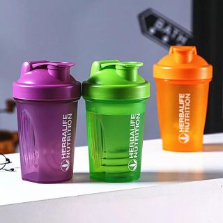 【即日発送＆送料無料】プロテインシェイカー 400ml ブレンダーボール付き(トレーニング用品)