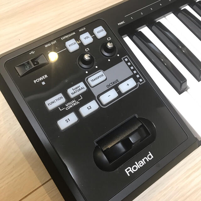 Roland(ローランド)の美品！Roland MIDIキーボード A-49-BK ブラック 楽器のDTM/DAW(MIDIコントローラー)の商品写真