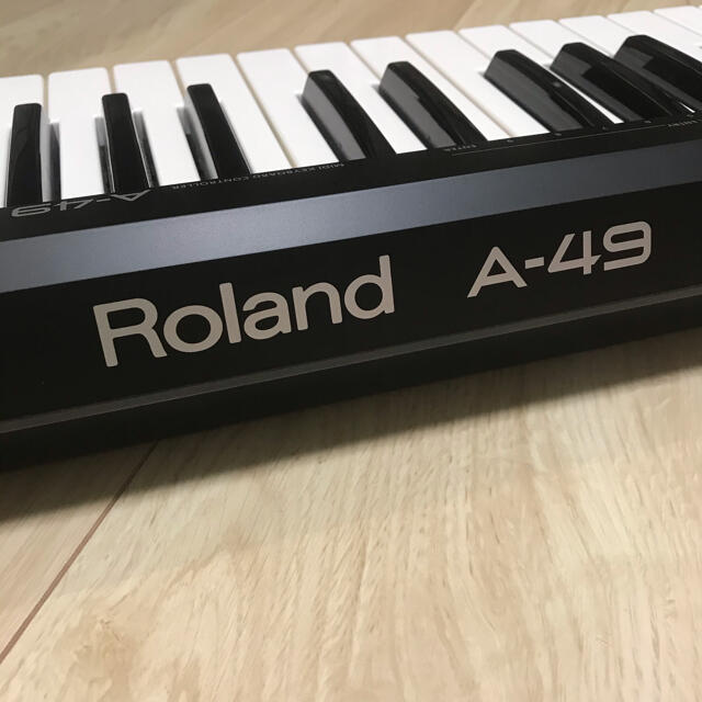 Roland(ローランド)の美品！Roland MIDIキーボード A-49-BK ブラック 楽器のDTM/DAW(MIDIコントローラー)の商品写真