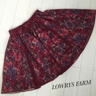 ローリーズファーム(LOWRYS FARM)のLOWRYS FARM 花柄🌹スカート チュール ボルドー 秋冬♡(ひざ丈スカート)