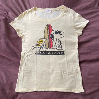 ピーナッツ(PEANUTS)のピーナッツ peanuts スヌーピー SNOOPY プリント Tシャツ 黄色(Tシャツ(半袖/袖なし))