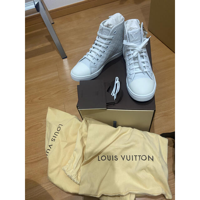 ♡LOUIS VUITTON♡