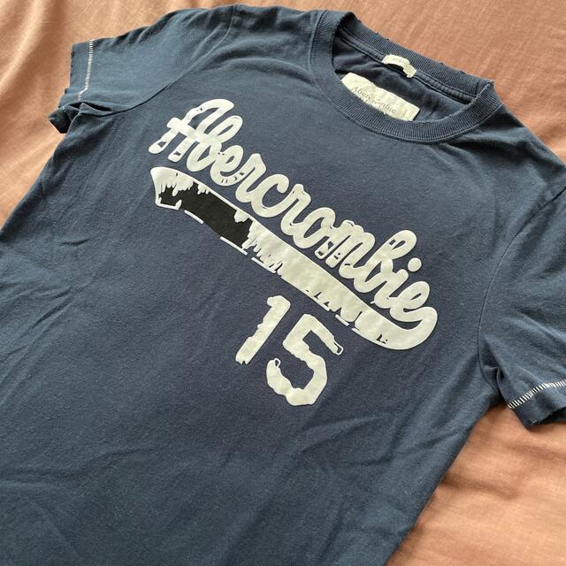 Abercrombie&Fitch(アバクロンビーアンドフィッチ)のAbercrombie&Fitch  アバクロンビー&フィッチダメージTシャツ  メンズのトップス(Tシャツ/カットソー(半袖/袖なし))の商品写真