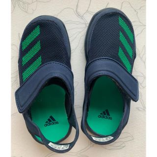 アディダス(adidas)の限定お値下げ　アディダス　サンダル18センチ(サンダル)