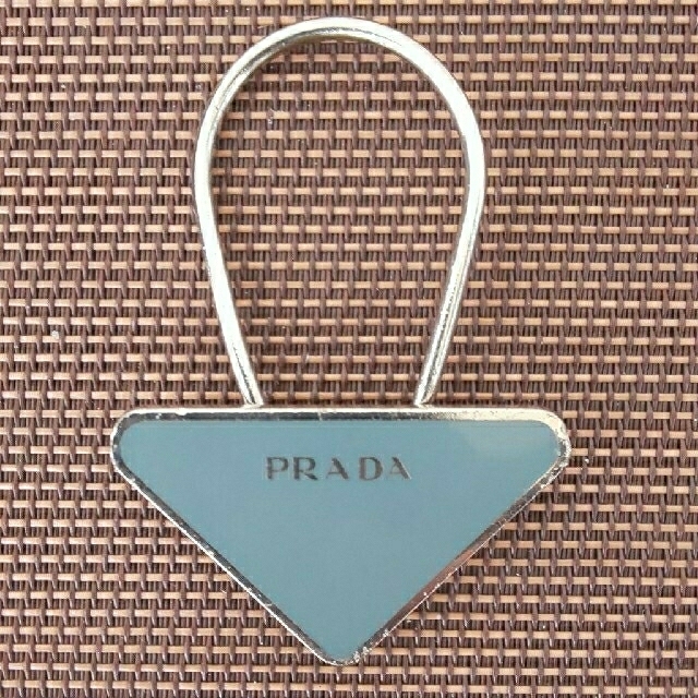 PRADA(プラダ)のambi55様専用。PRADAキーホルダー レディースのファッション小物(キーホルダー)の商品写真
