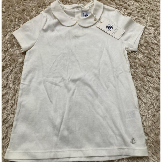 PETIT BATEAU(プチバトー)のプチバトー　新品！丸襟ブラウス キッズ/ベビー/マタニティのキッズ服女の子用(90cm~)(Tシャツ/カットソー)の商品写真