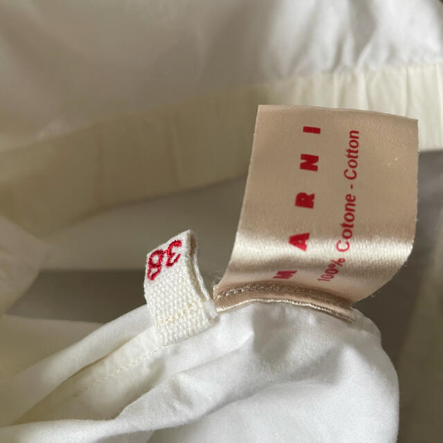 Marni(マルニ)のマルニ　トップス　白 レディースのトップス(シャツ/ブラウス(半袖/袖なし))の商品写真