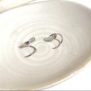 スタージュエリー(STAR JEWELRY)のsnake pierce silver⚪︎s925(ピアス)