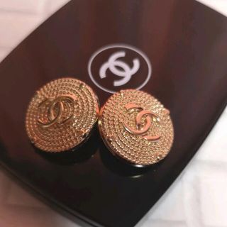 シャネル(CHANEL)のヴィンテージボタン　シャネル　ゴールド(各種パーツ)